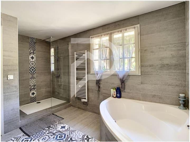 Mas Brun Villa Saint-Cyr-sur-Mer Bagian luar foto